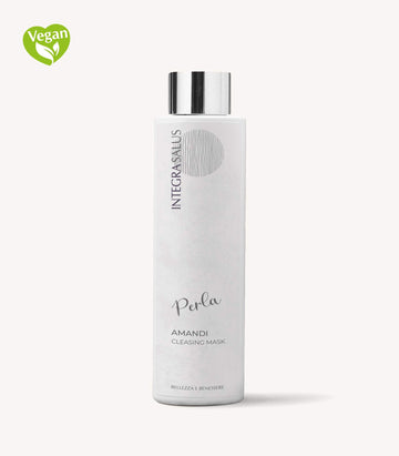 Amandi Cleansing Mask